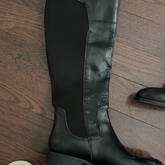 Over the knee boots - Picture 4 of 7